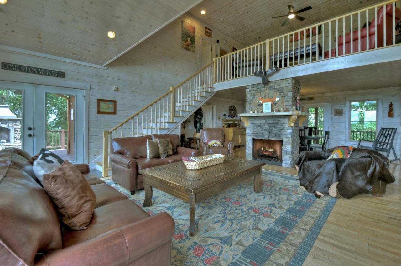 Champagne Chalet - Cuddleup Villa Morganton Exterior photo