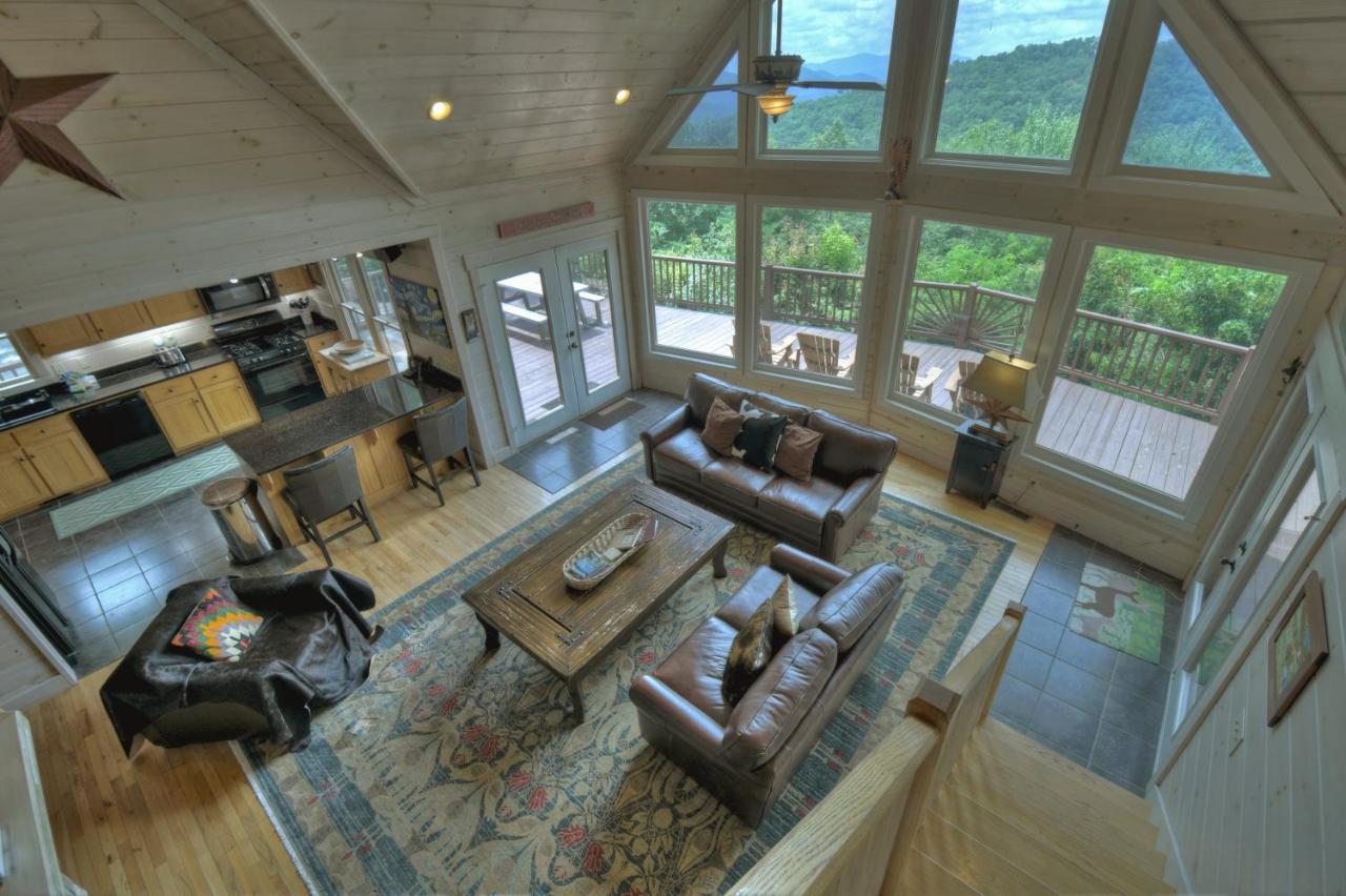 Champagne Chalet - Cuddleup Villa Morganton Exterior photo